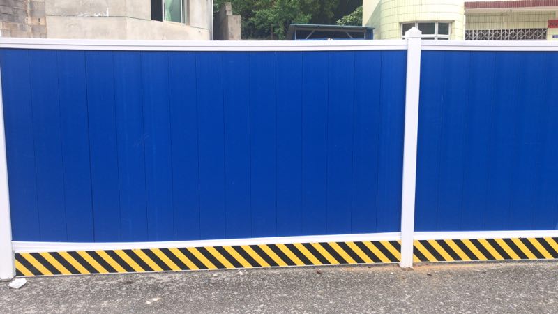 南涧黄家湖工地围挡施工